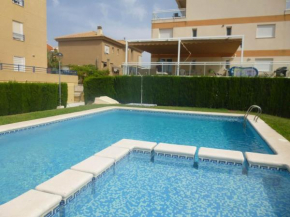 Apartamento Ozieri con piscina y vistas al mar